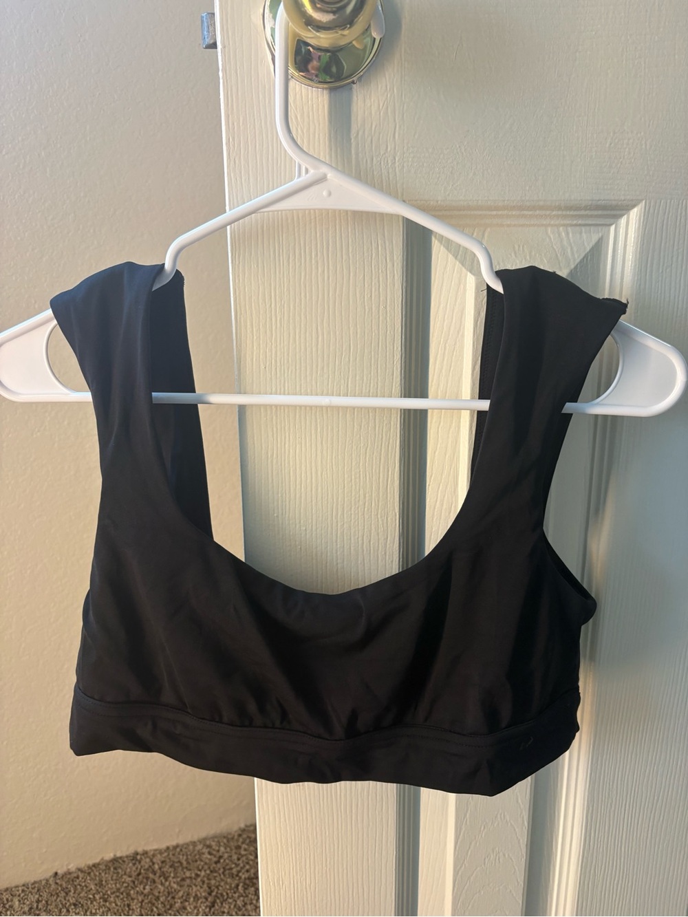 aerie Black Scoop Neck Sports Bra